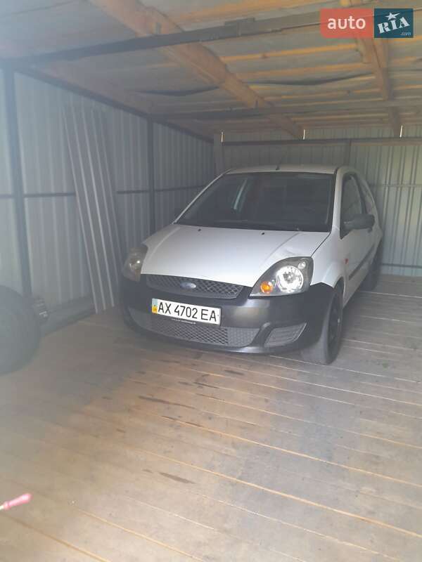 Хэтчбек Ford Fiesta 2007 в Харькове