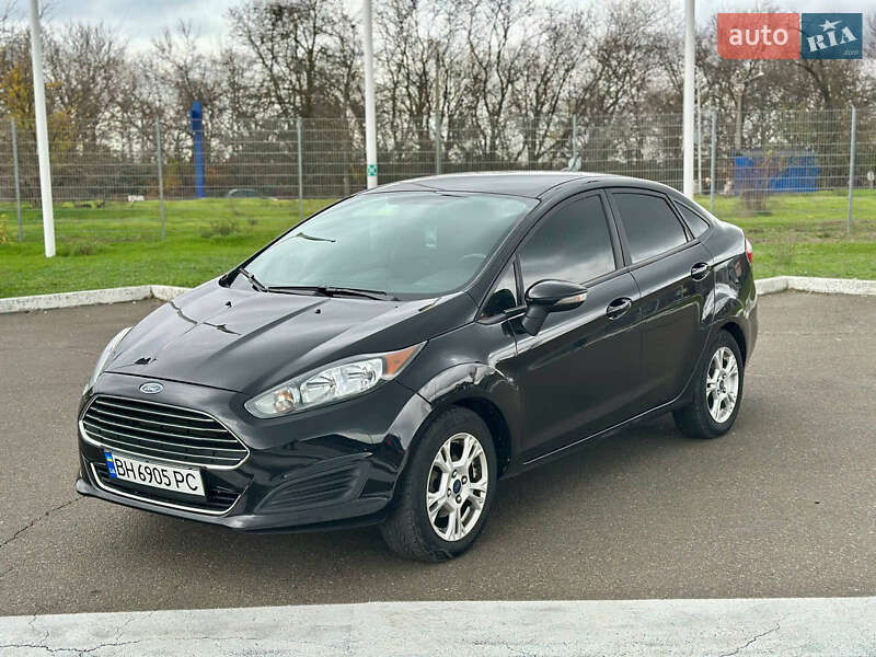Седан Ford Fiesta 2015 в Одессе