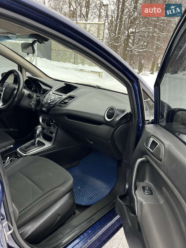 Седан Ford Fiesta 2016 в Хмельницком