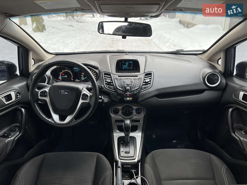 Седан Ford Fiesta 2016 в Хмельницком