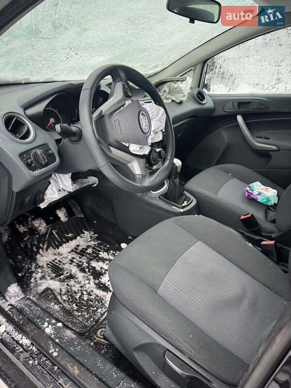 Хэтчбек Ford Fiesta 2011 в Хмельницком