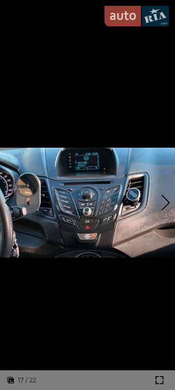 Седан Ford Fiesta 2015 в Києві