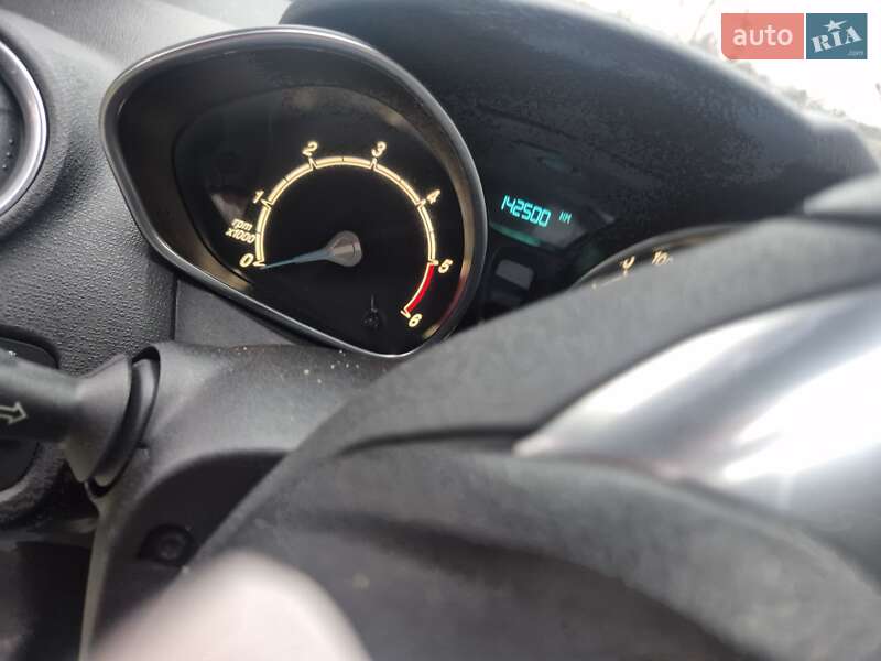 Хетчбек Ford Fiesta 2013 в Яготині