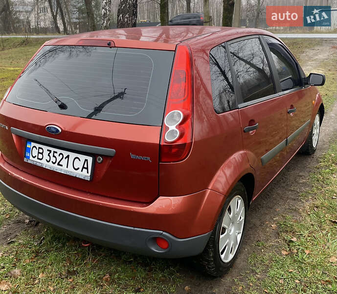 Хэтчбек Ford Fiesta 2006 в Корюковке фото 3 Хэтчбек Ford Fiesta 2006 в Корюковке