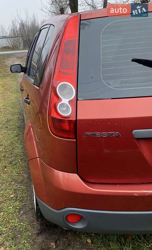 Хэтчбек Ford Fiesta 2006 в Корюковке фото 7 Хэтчбек Ford Fiesta 2006 в Корюковке