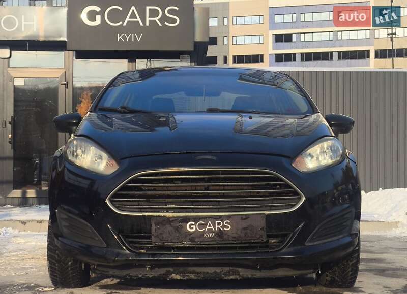 Седан Ford Fiesta 2017 в Києві