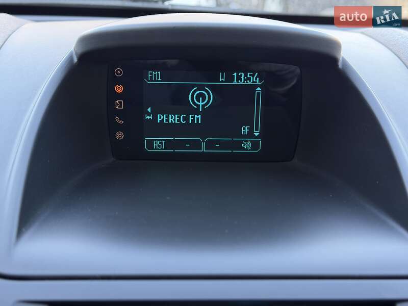 Хетчбек Ford Fiesta 2015 в Києві фото 23 Хетчбек Ford Fiesta 2015 в Києві