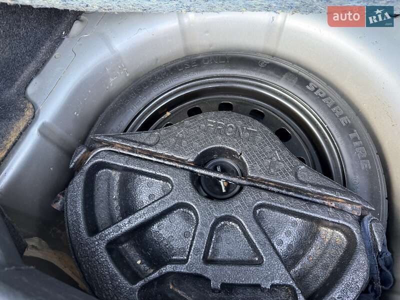 Хетчбек Ford Fiesta 2015 в Києві фото 37 Хетчбек Ford Fiesta 2015 в Києві