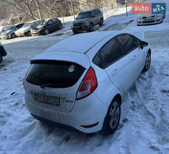 Хэтчбек Ford Fiesta 2017 в Вышгороде