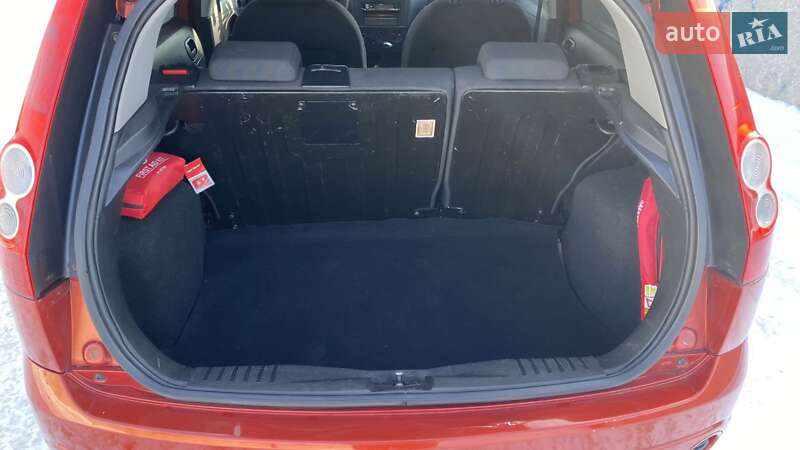 Хэтчбек Ford Fiesta 2007 в Днепре