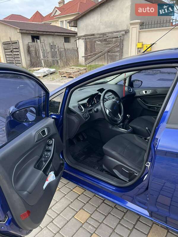 Хэтчбек Ford Fiesta 2013 в Одессе
