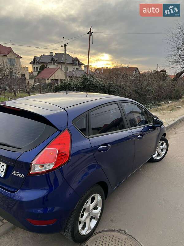 Хэтчбек Ford Fiesta 2013 в Одессе