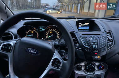 Седан Ford Fiesta 2018 в Черкассах