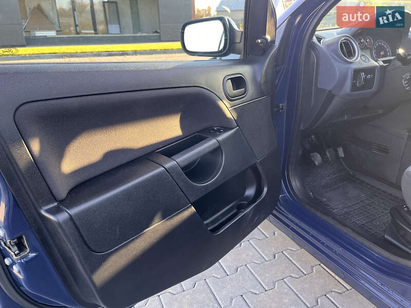 Хетчбек Ford Fiesta 2008 в Мукачевому фото 31 Хетчбек Ford Fiesta 2008 в Мукачевому