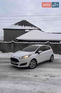 Хетчбек Ford Fiesta 2016 в Мукачевому