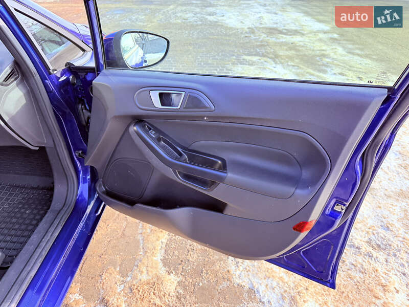 Хэтчбек Ford Fiesta 2017 в Харькове