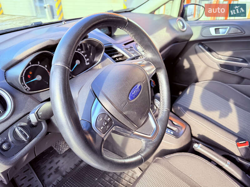 Хэтчбек Ford Fiesta 2017 в Харькове
