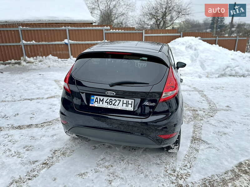 Хетчбек Ford Fiesta 2011 в Житомирі