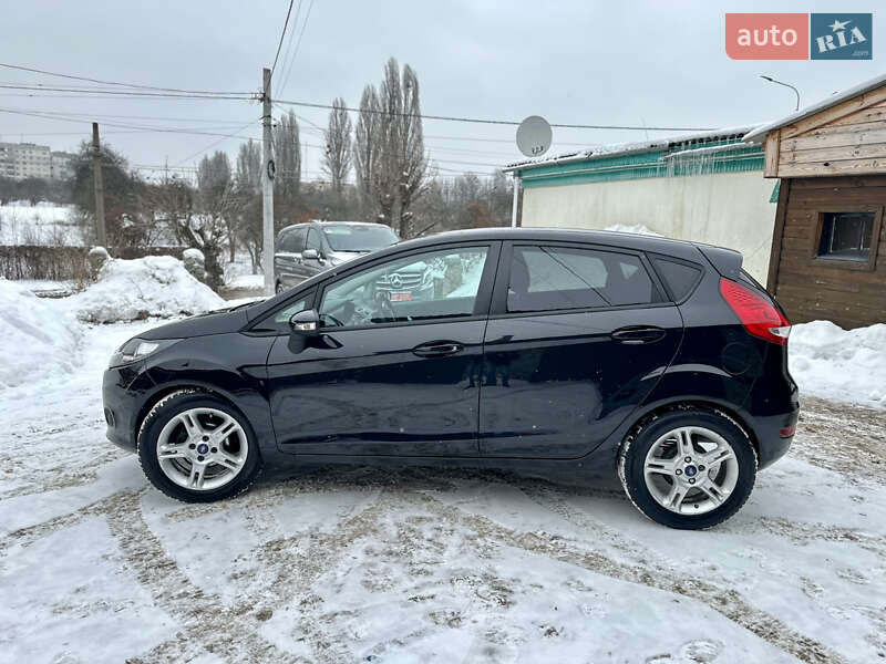Хетчбек Ford Fiesta 2011 в Житомирі
