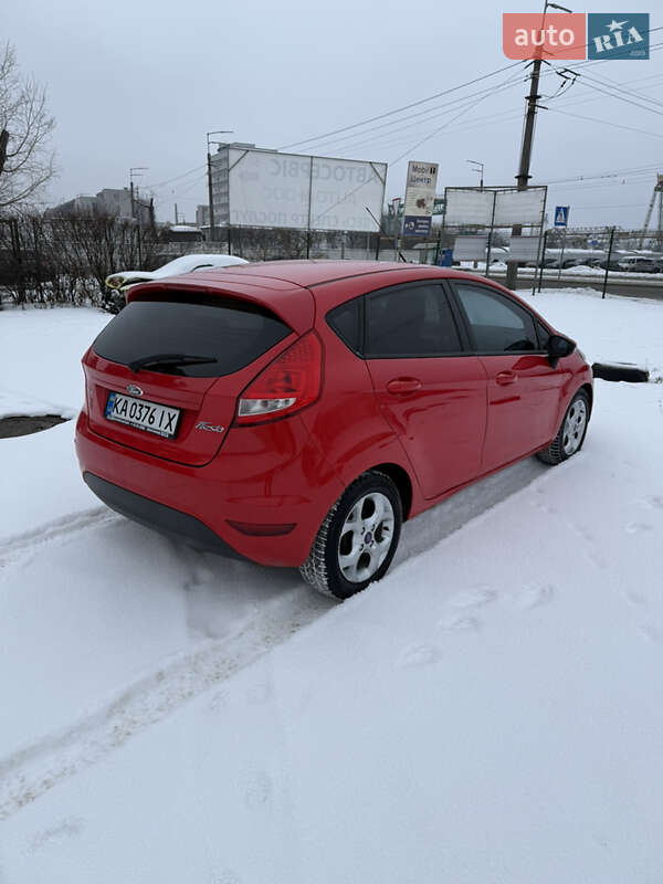 Хетчбек Ford Fiesta 2012 в Києві фото 5 Хетчбек Ford Fiesta 2012 в Києві