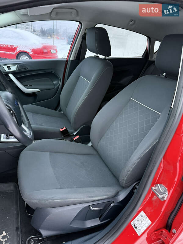 Хетчбек Ford Fiesta 2012 в Києві фото 11 Хетчбек Ford Fiesta 2012 в Києві