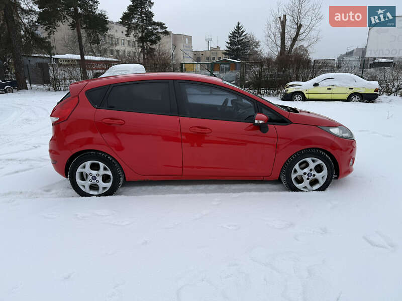 Хетчбек Ford Fiesta 2012 в Києві фото 4 Хетчбек Ford Fiesta 2012 в Києві