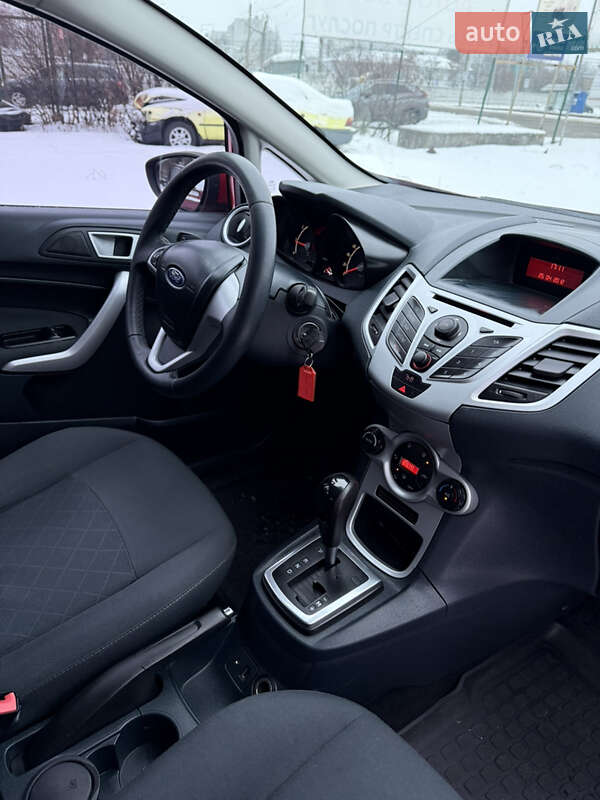 Хетчбек Ford Fiesta 2012 в Києві фото 17 Хетчбек Ford Fiesta 2012 в Києві