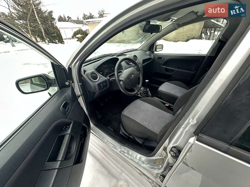 Хетчбек Ford Fiesta 2007 в Мукачевому фото 7 Хетчбек Ford Fiesta 2007 в Мукачевому