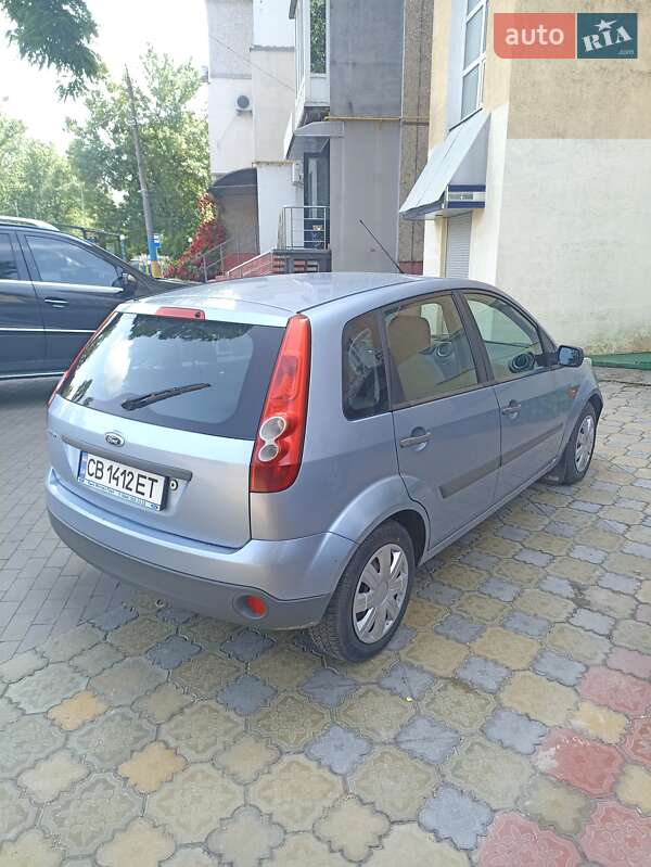 Хетчбек Ford Fiesta 2007 в Чернігові