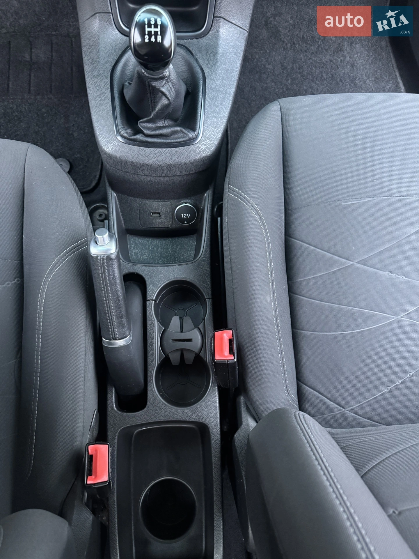 2016 Ford Fiesta - мініатюра 11
