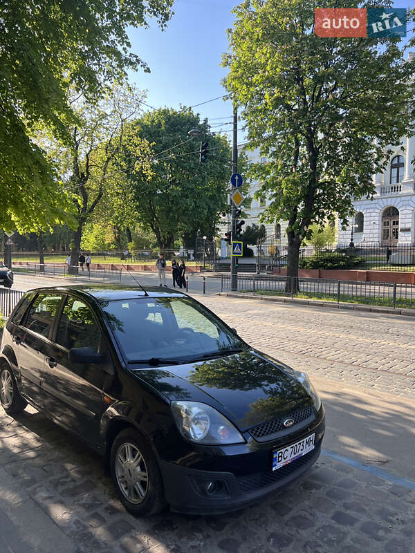 Хетчбек Ford Fiesta 2007 в Львові