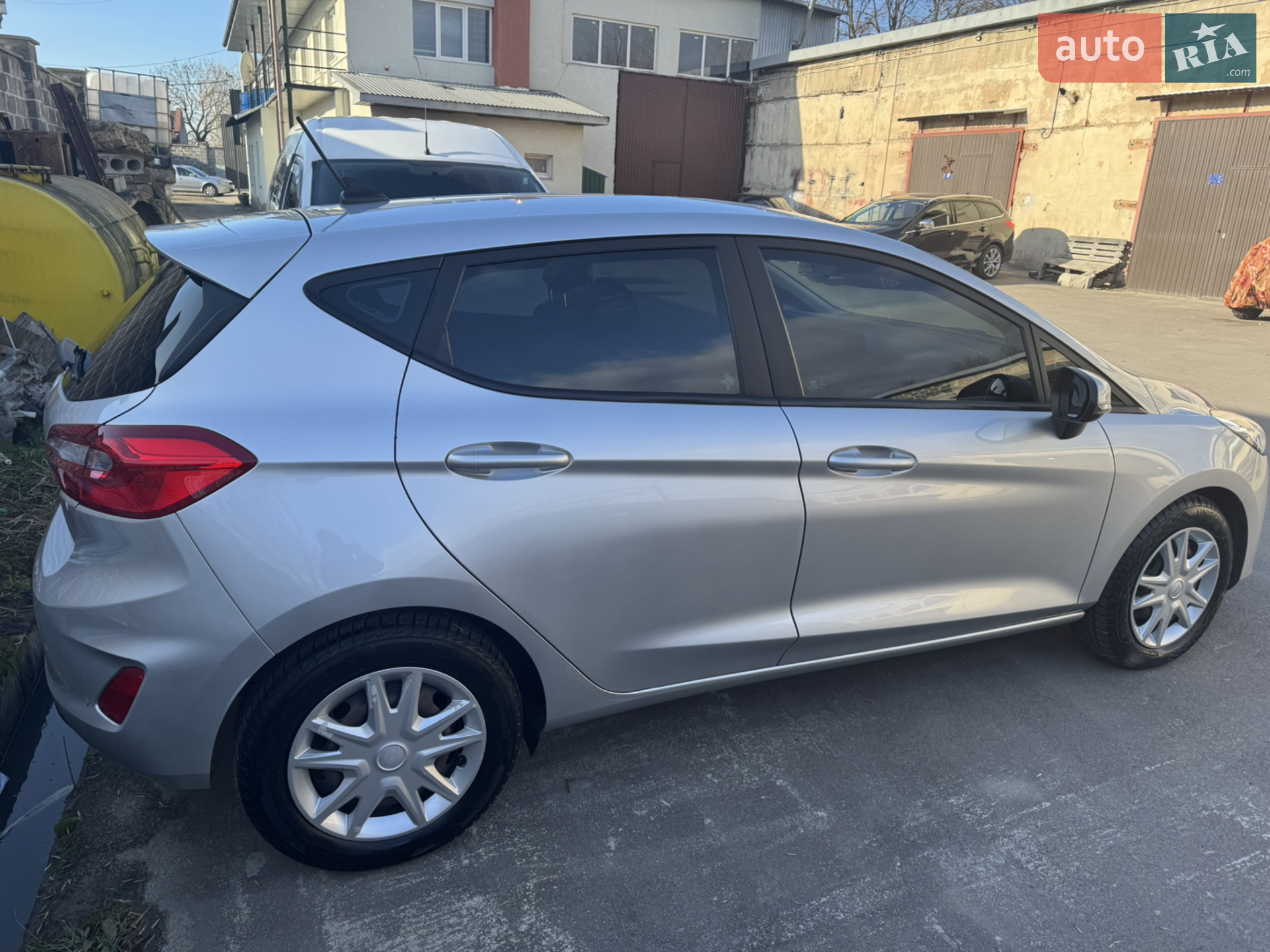 2020 Ford Fiesta - мініатюра 25