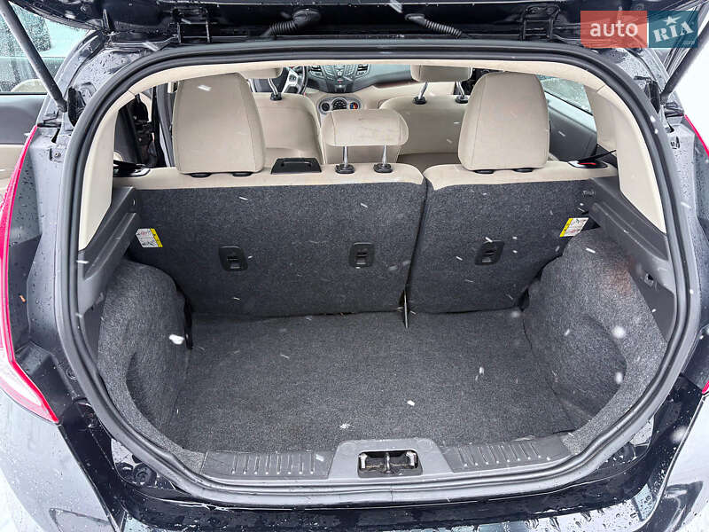 Хетчбек Ford Fiesta 2016 в Львові