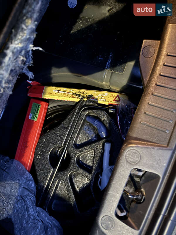 Хетчбек Ford Fiesta 2013 в Києві