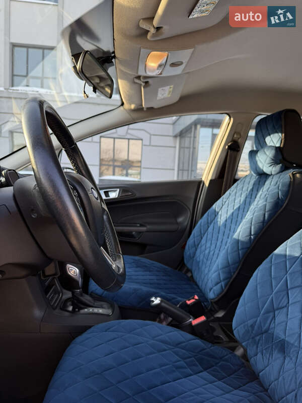 Хэтчбек Ford Fiesta 2017 в Ровно