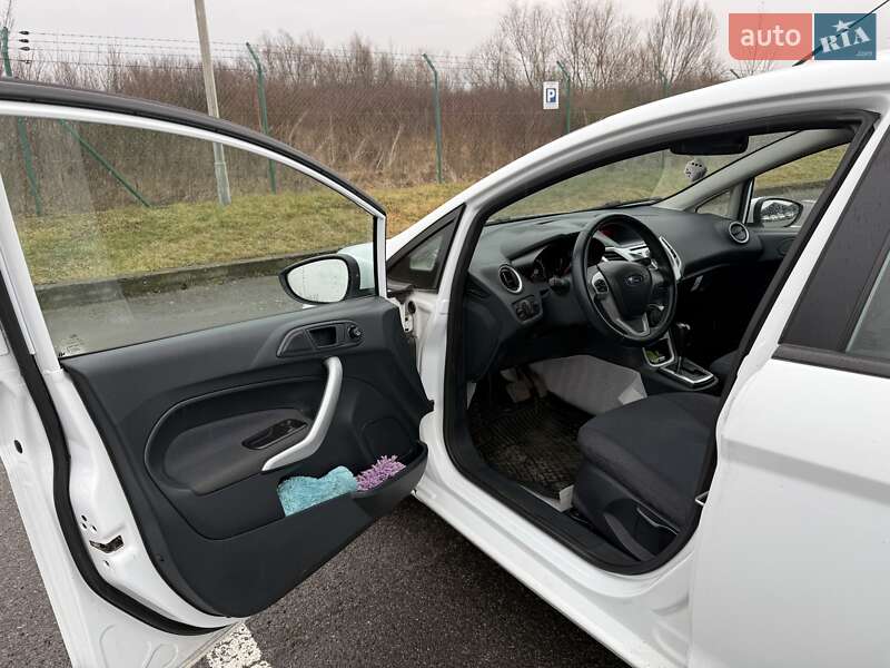 Хетчбек Ford Fiesta 2011 в Ужгороді фото 24 Хетчбек Ford Fiesta 2011 в Ужгороді
