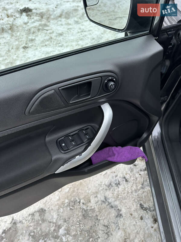 Хетчбек Ford Fiesta 2017 в Ірпені