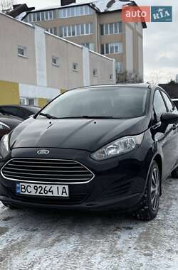 Седан Ford Fiesta 2017 в Золочеве