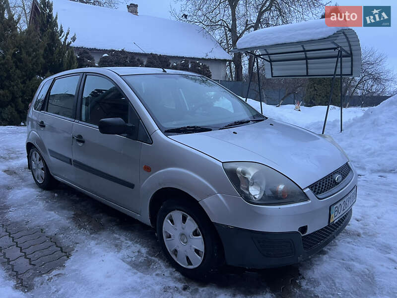 Хэтчбек Ford Fiesta 2006 в Тернополе
