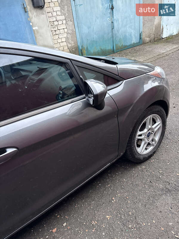 Седан Ford Fiesta 2017 в Одесі