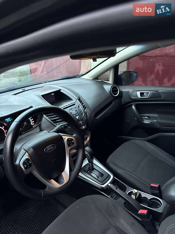 Седан Ford Fiesta 2017 в Одесі