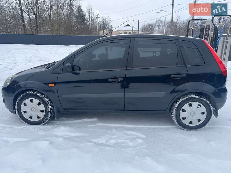 Хетчбек Ford Fiesta 2007 в Бару фото 6 Хетчбек Ford Fiesta 2007 в Бару