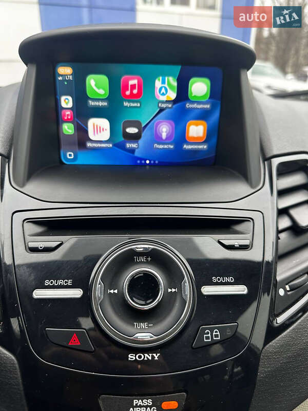 Седан Ford Fiesta 2017 в Києві