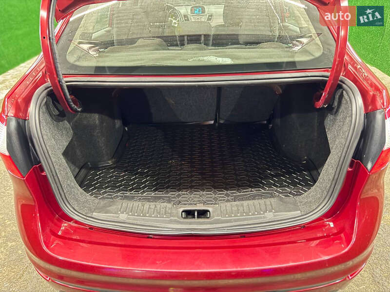 Седан Ford Fiesta 2014 в Киеве