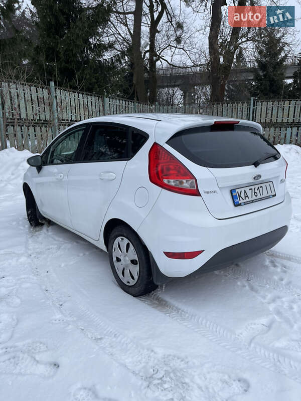Хетчбек Ford Fiesta 2011 в Стрию фото 4 Хетчбек Ford Fiesta 2011 в Стрию