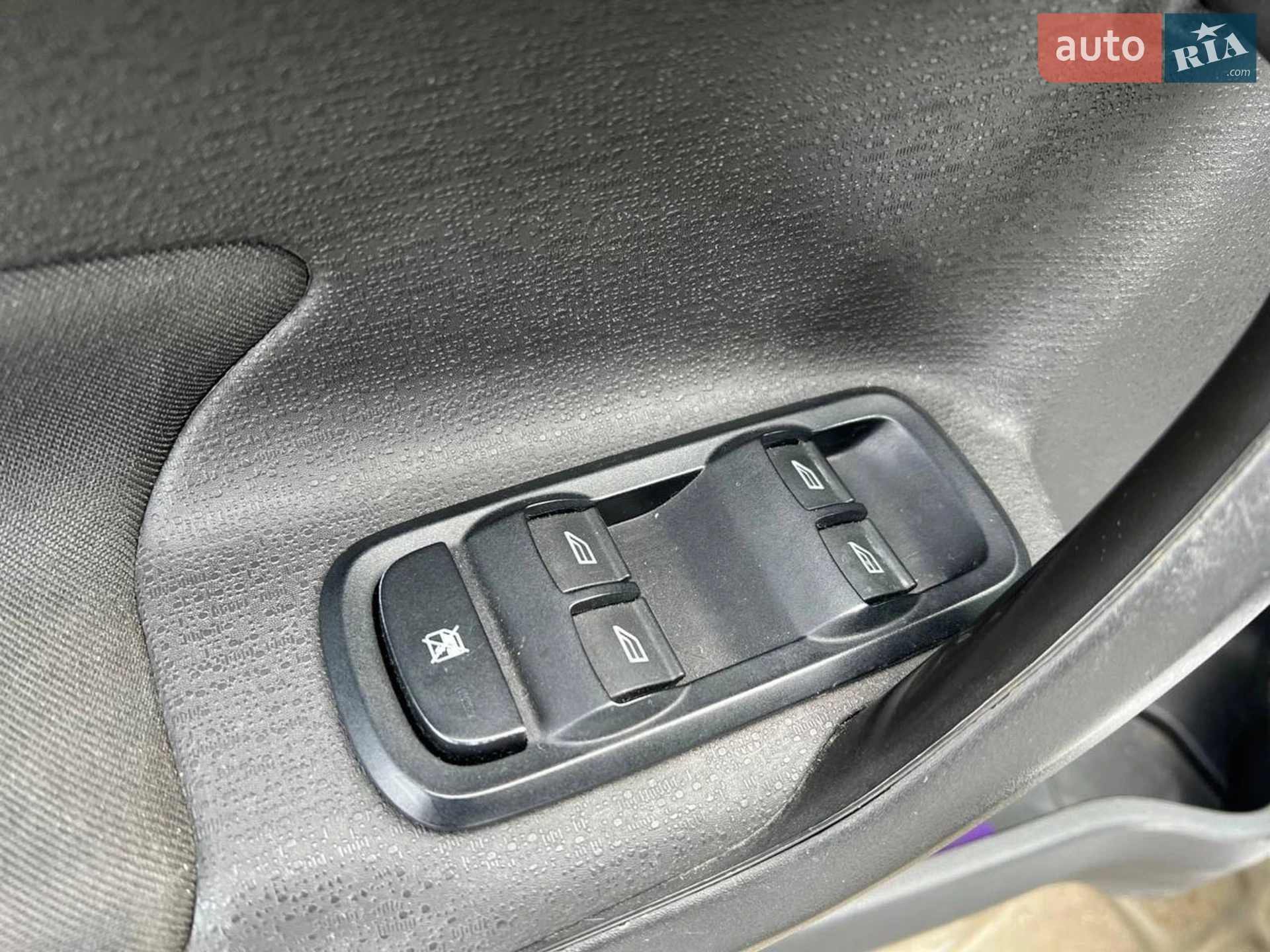 2018 Ford Fiesta - мініатюра 16