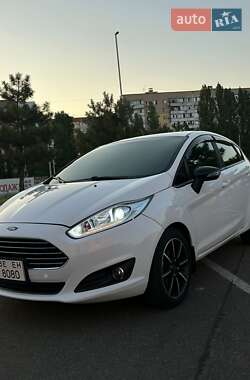 Хэтчбек Ford Fiesta 2015 в Николаеве