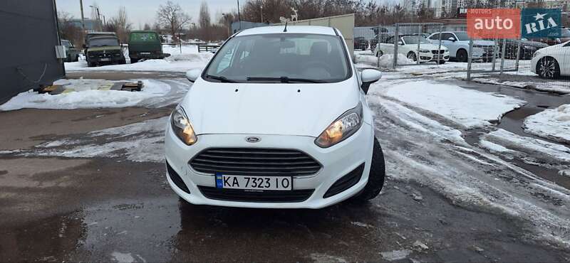 Хэтчбек Ford Fiesta 2012 в Киеве