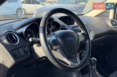 Хэтчбек Ford Fiesta 2014 в Львове