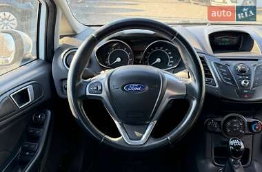 Хэтчбек Ford Fiesta 2014 в Львове